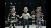 Celebrity Deathmatch   Metallica vs  Limp Bizkit   James Hetfield vs  Fred Durst mpg