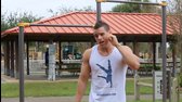 How To Do A Muscle Up ➔ Tutorial mp4