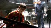 BattleStar Galactica - 01x07 Šest stupňů odloučení (Six Degrees of Separation) - CZ DVD-Rip avi