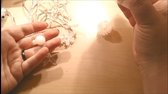 [Bastel Anleitung   Anfänger] Deko Kranz aus Wattepads   Teil 1 (de) mp4