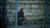 Utek z vezeni - Prison Break S01E01 1080p 10bit BluRay AC3 x265 HEVC-MRN-CzAudio mkv