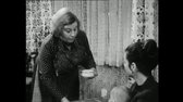 Bližní na tapetě - Muž v domácnosti (1970) mkv