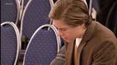 01x49 Upír nebo král mp4