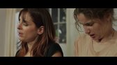 Sex v Parizi Sous les jupes des filles(2014) 1080p CZ Vykonavatel mkv