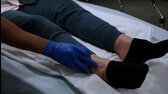 Chicago Med S07E01 720p AMZN WEB DL DDP5 1 H 264 KiNGS mkv