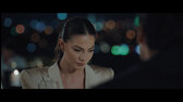 Taktika lásky   Aşk Taktikleri   Love Tactics (2022 movie)   Demet Özdemir, Şükrü Özyıldız   romantické scény 01 jpg