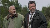 Vraždy v brokenwoodu S10E01 CZ   Brokenwoodský dinosaur mkv