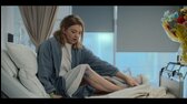 Milosrdné lži    S01E06    Ticho před bouří cz mkv