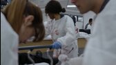 Urgent  The Pitt (S01E14)(CZ SK EN)(2025)(1080p) mkv