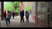 Alfa samci S04E03 (033) (2025 FHD) Ozvěny rány (SƊ) mp4